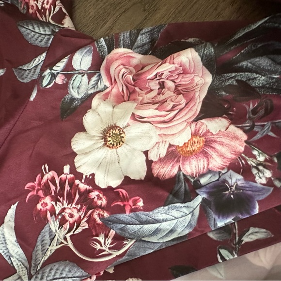 Le Rose floral robe - Picture 7 of 10